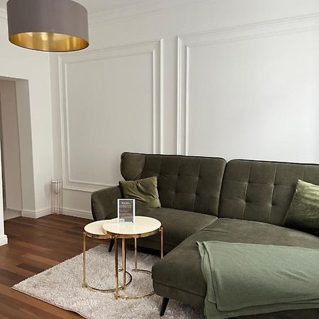 Mateo Design Apartment / Contactless Check-In Виена Екстериор снимка