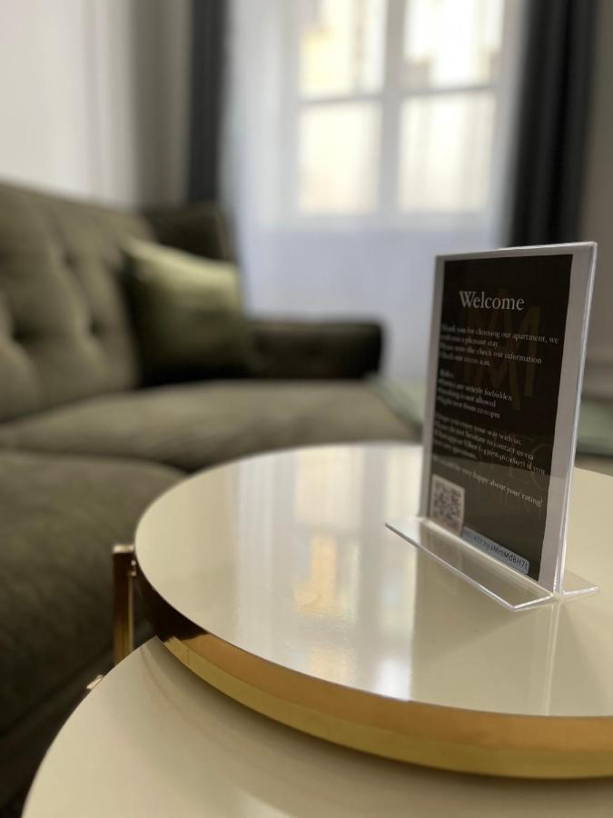Mateo Design Apartment / Contactless Check-In Виена Екстериор снимка
